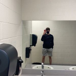 Meet your Posher, Ethan